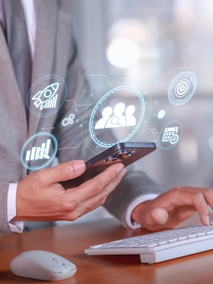 Digital content creation and social media marketing using mobile technology